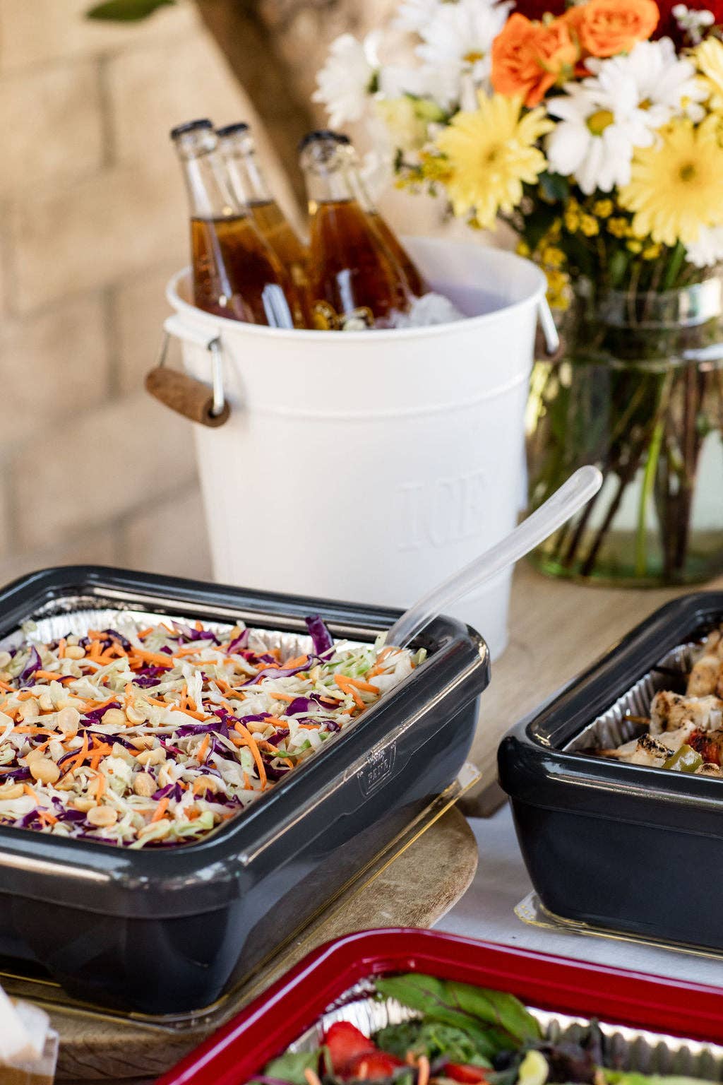 Game Day Pan Frame w/ Lid & Serving Spoon - Black