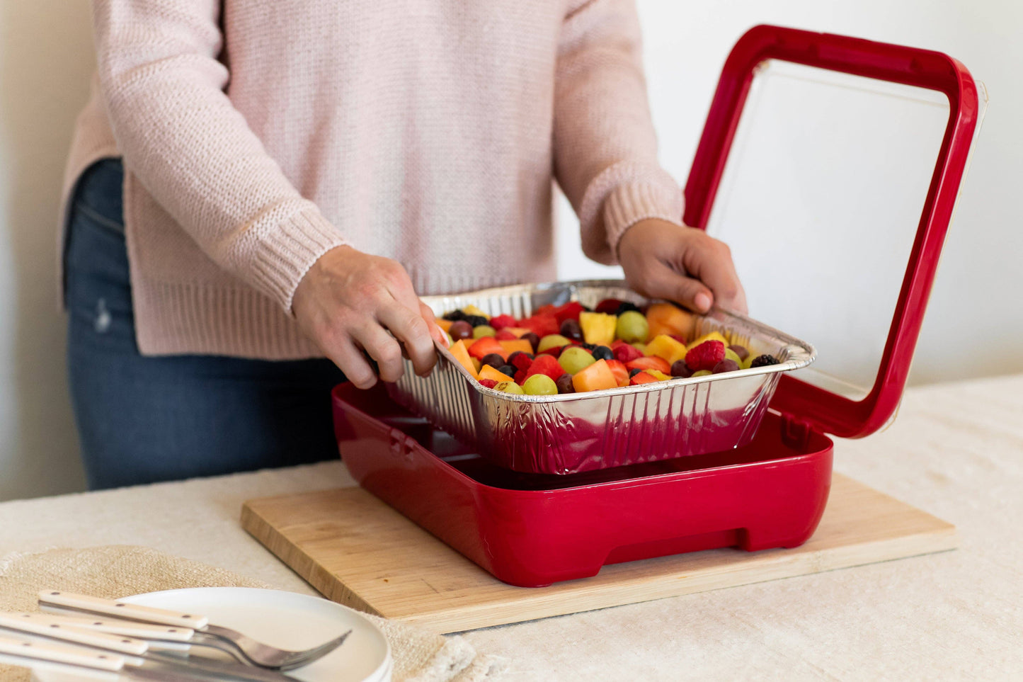 Game Day- Pan Frame w/ Lid & Serving Spoon - Red