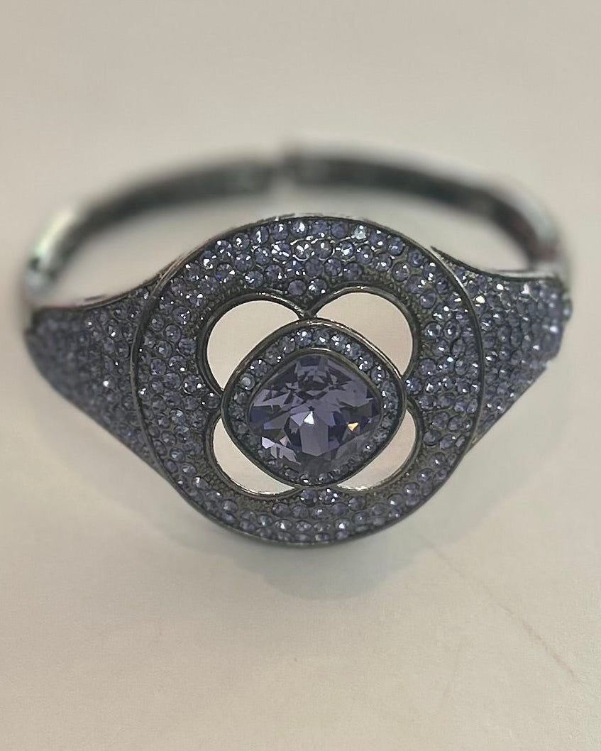 Vintage Lavender Crystal Clover Bangle