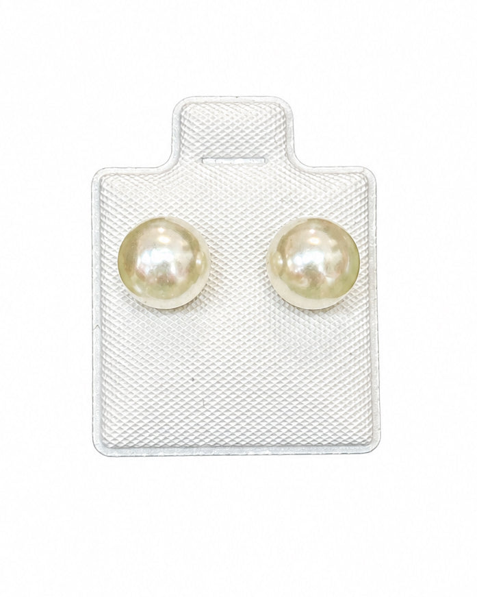 Heirloom Classic Pearl Studs