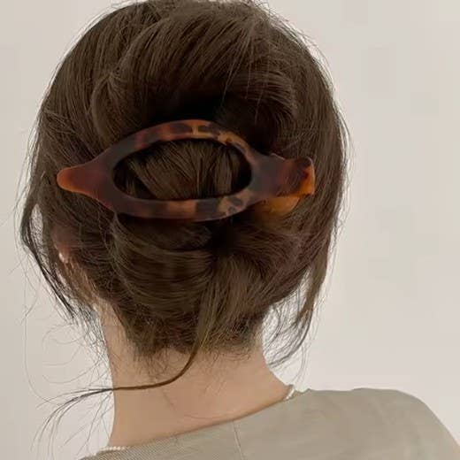 Oval Lay Down Claw Clip