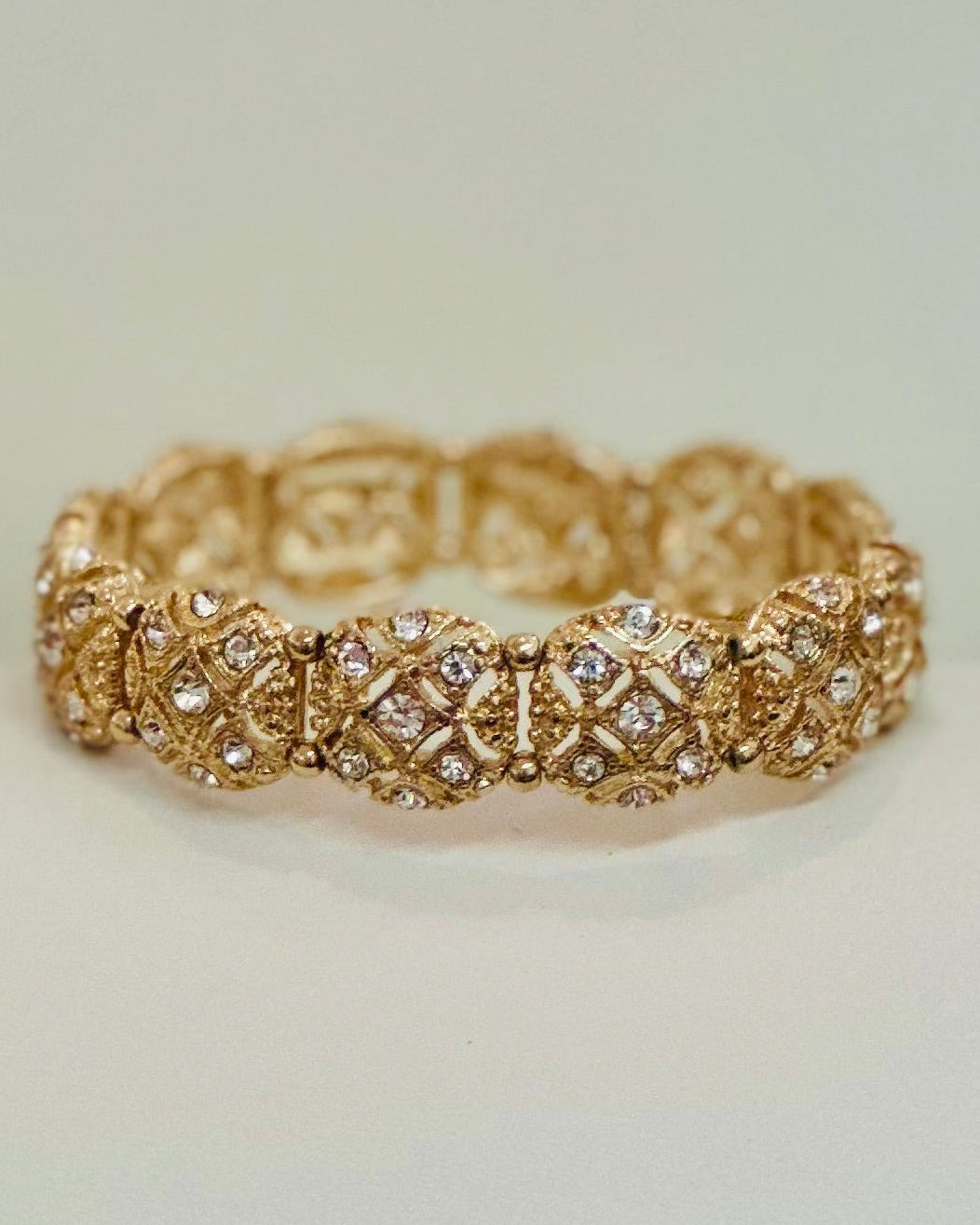 Vintage Gold Lattice Rhinestone Bangle
