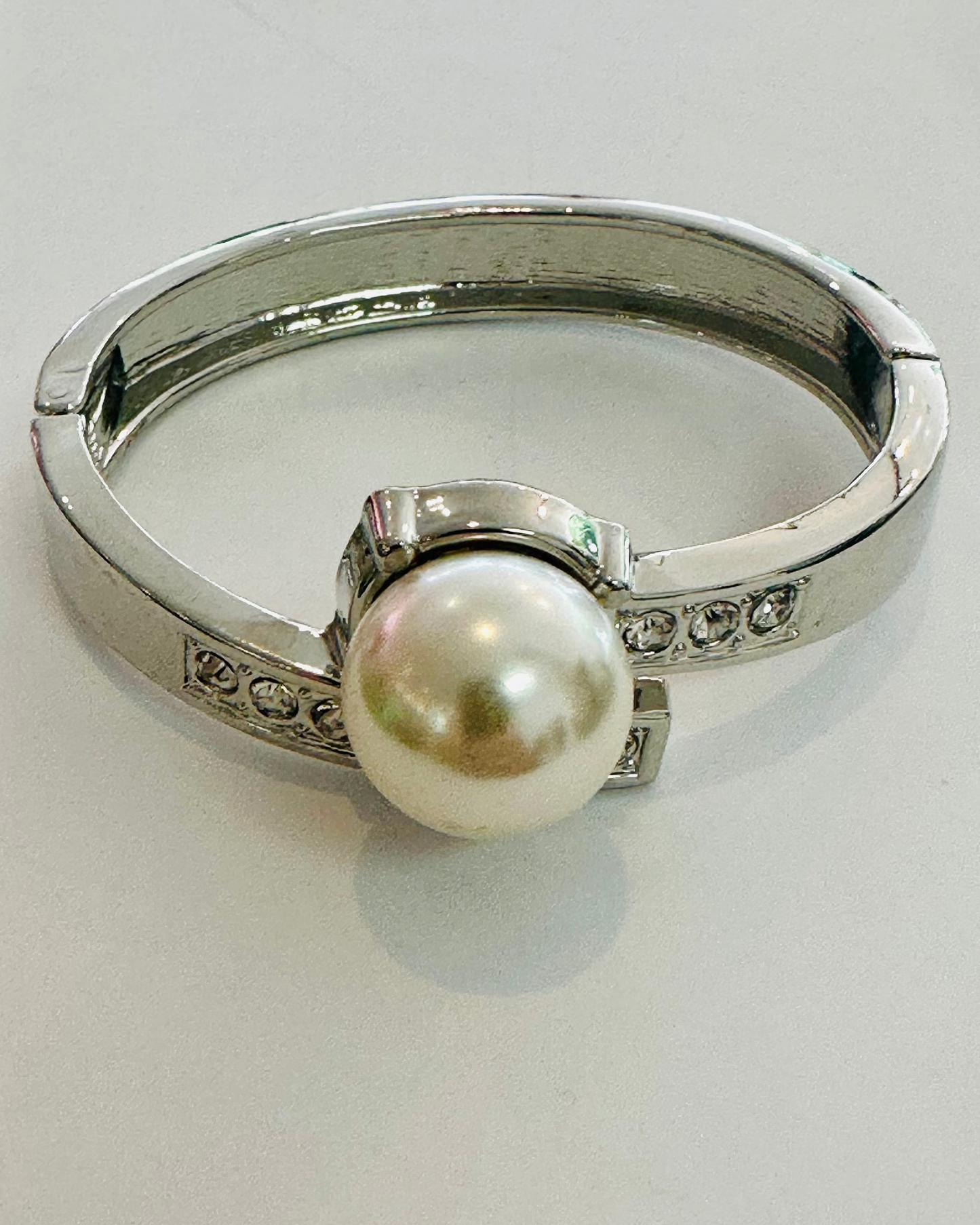 Vintage Oversized Pearl Bypass Bangle