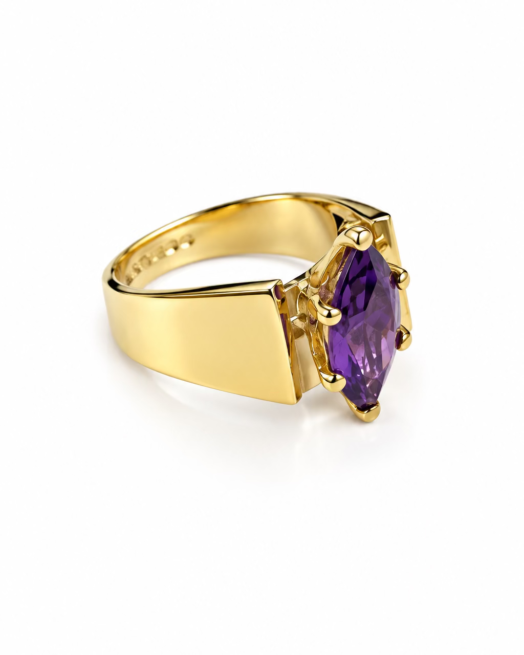 The Sovereign Amethyst Ring