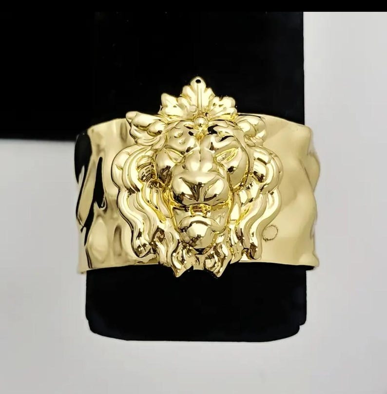 Ladies Lion Cuff Bracelet