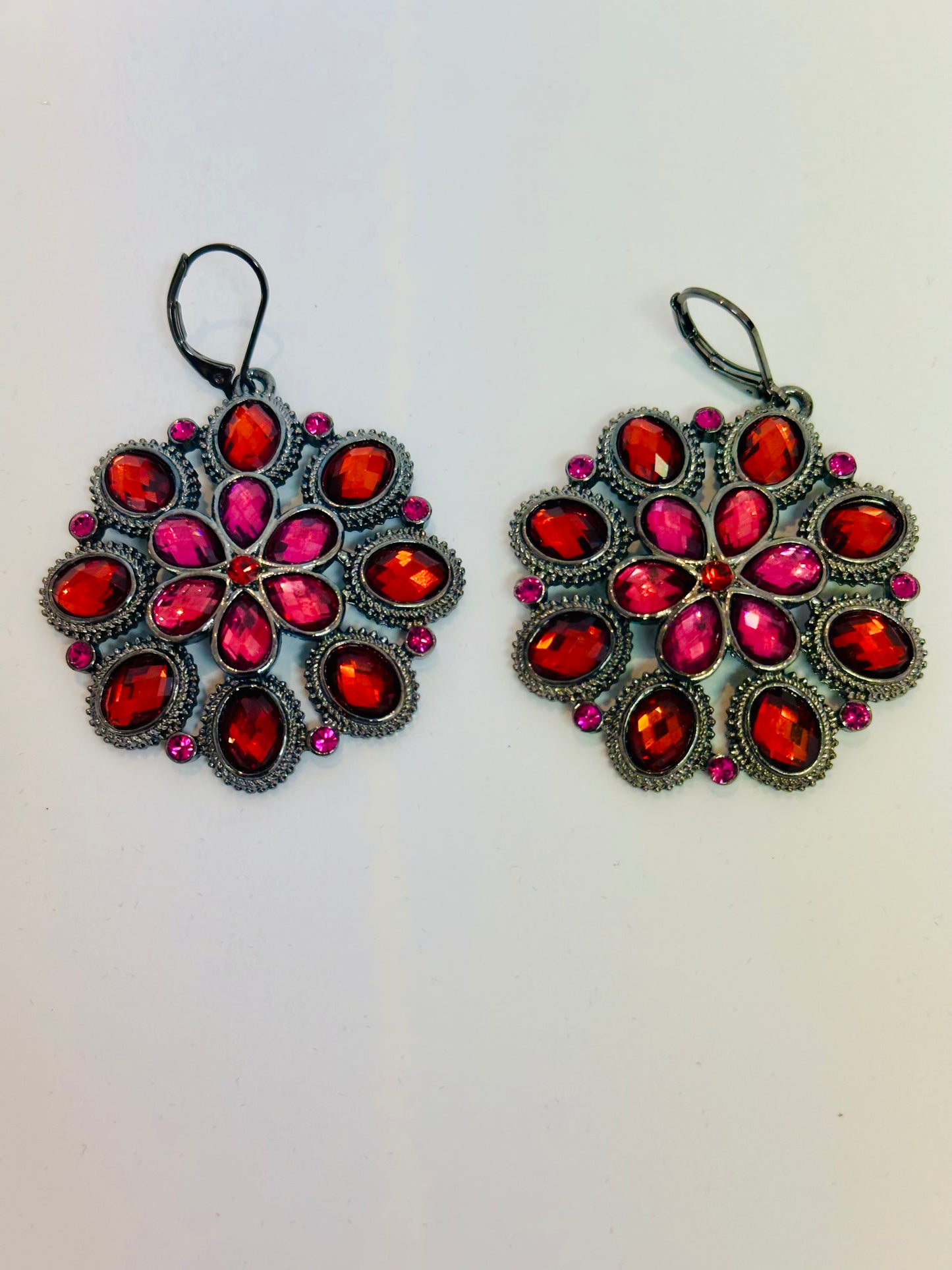Vintage 1990s Ruby & Fuchsia Starburst Medallions