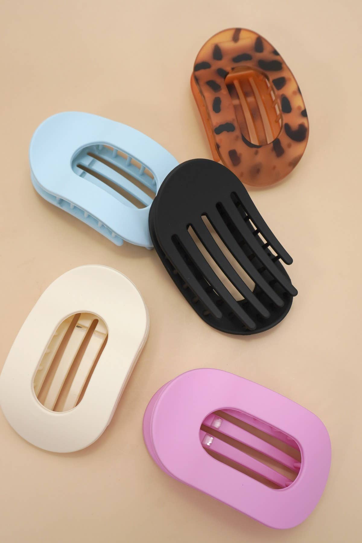 Jumbo Lay Flat Oval Hair Claw Clips