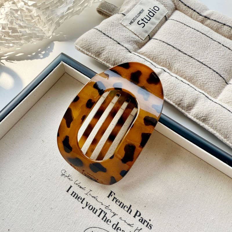 Jumbo Lay Flat Oval Hair Claw Clips