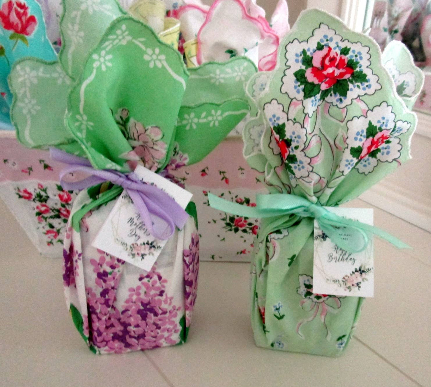 Sentiment Hankie Soaps - Pink Daisy