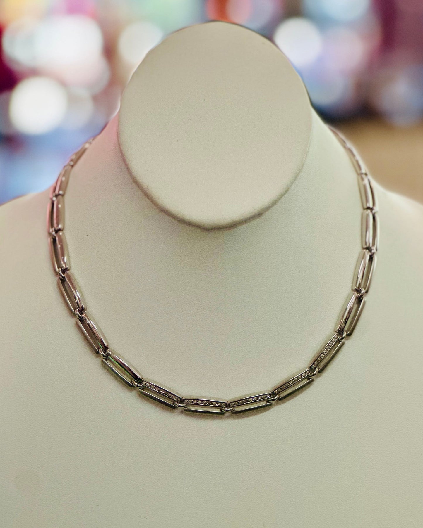 Silver Arched Link Collar with Rhinestone Accent