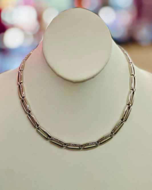 Silver Arched Link Collar with Rhinestone Accent