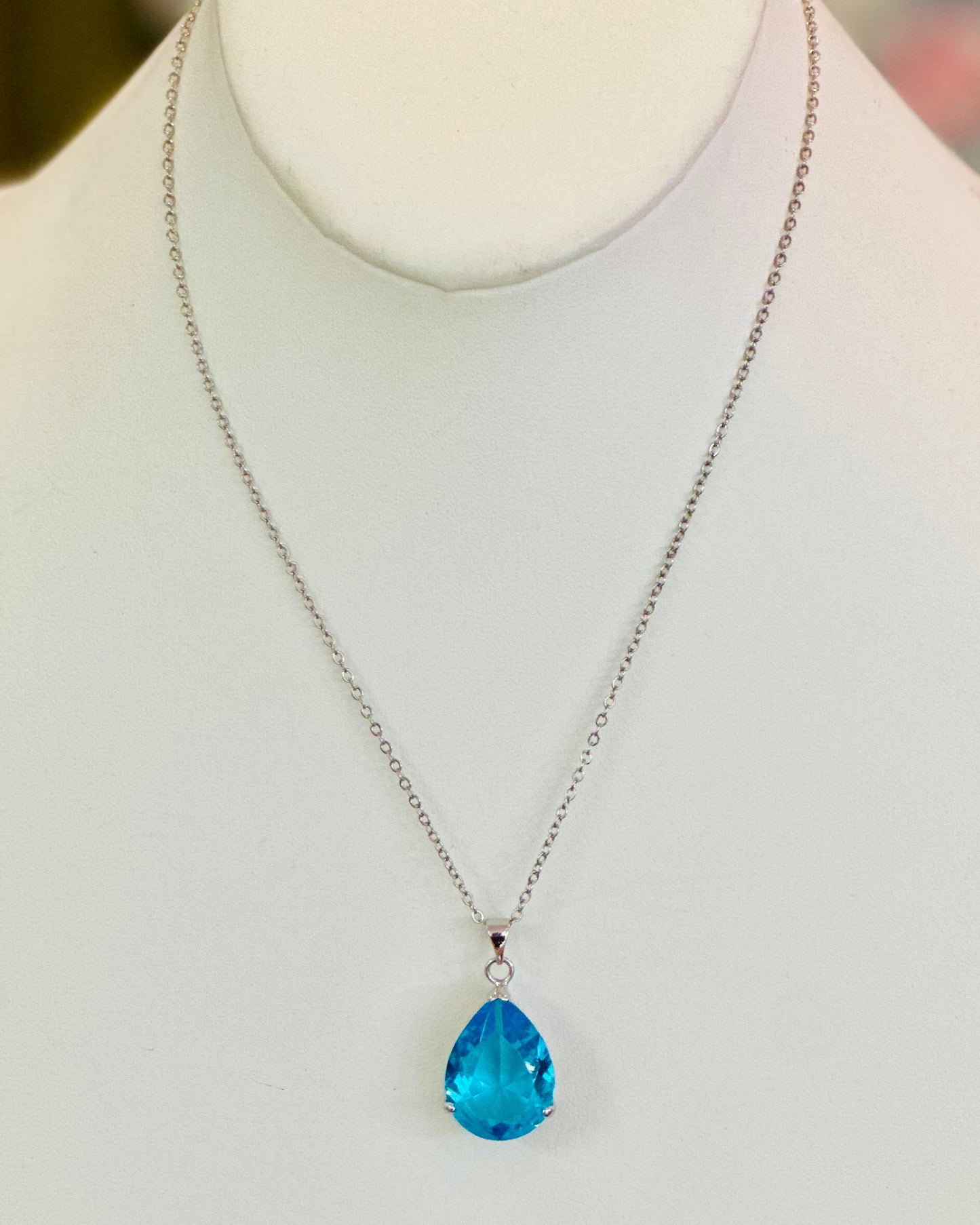 Ocean Drop Teardrop Pendant Necklace
