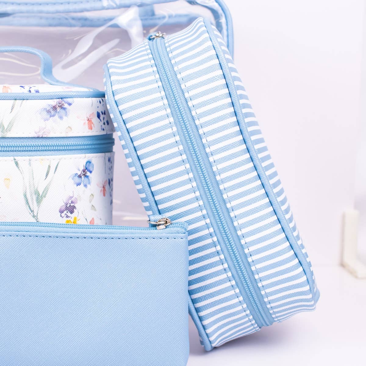 Nora Blue Travel Gift Set