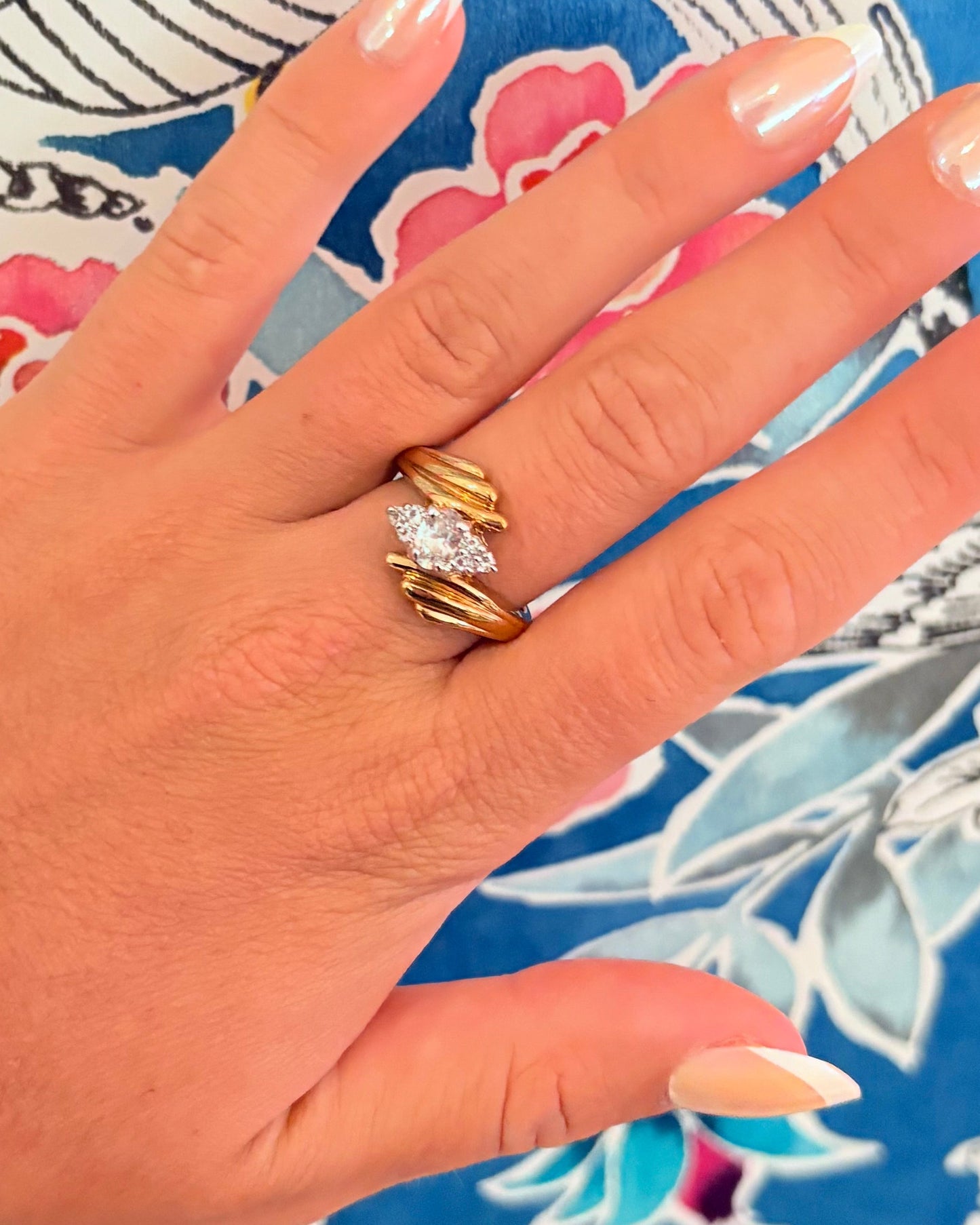 Vintage Ribbed Bypass Three-Stone Ring