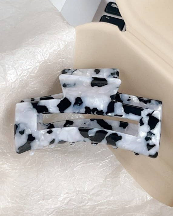 Jumbo Animal Hair Claw Clips