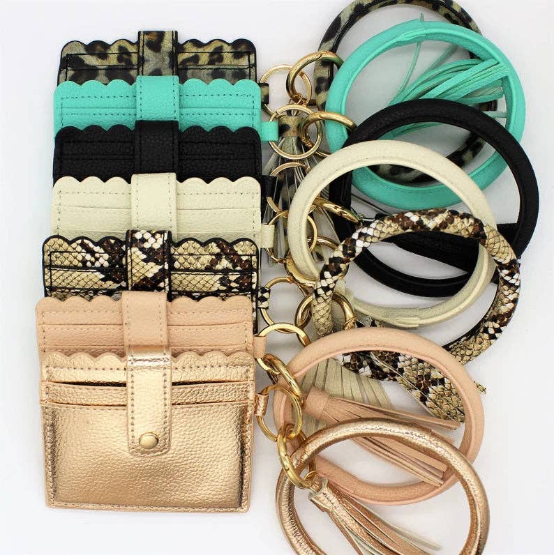 Scalloped Card Holder Keyring Wallet