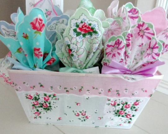 Sentiment Hankie Soaps - Pink Daisy