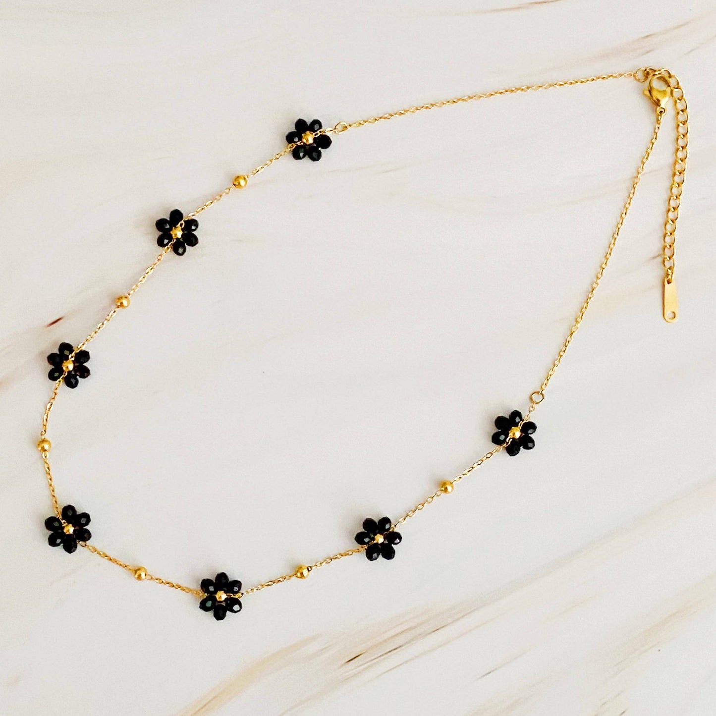 Flower Field Romance Black Beaded Necklace