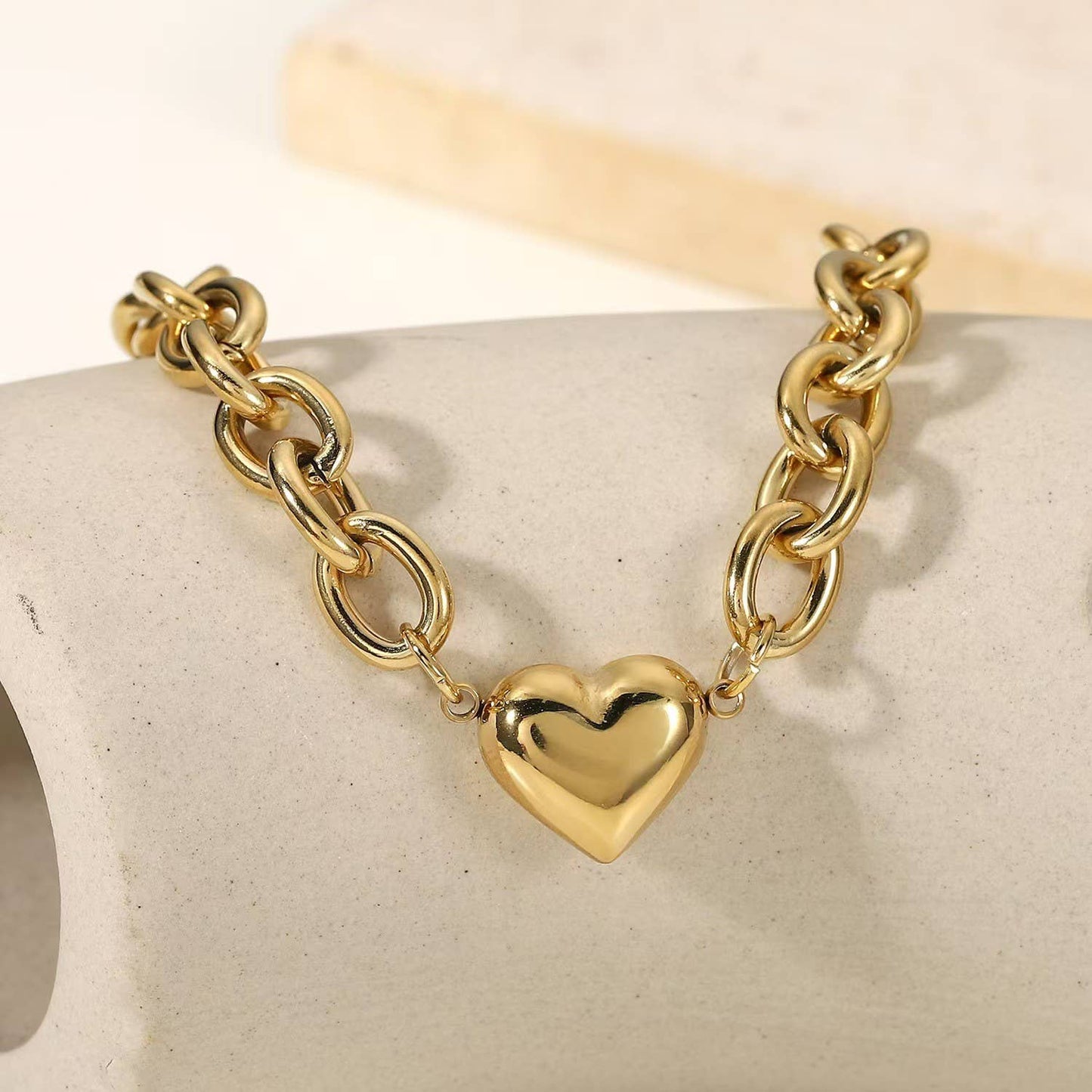 Puffy Heart Chain Necklace