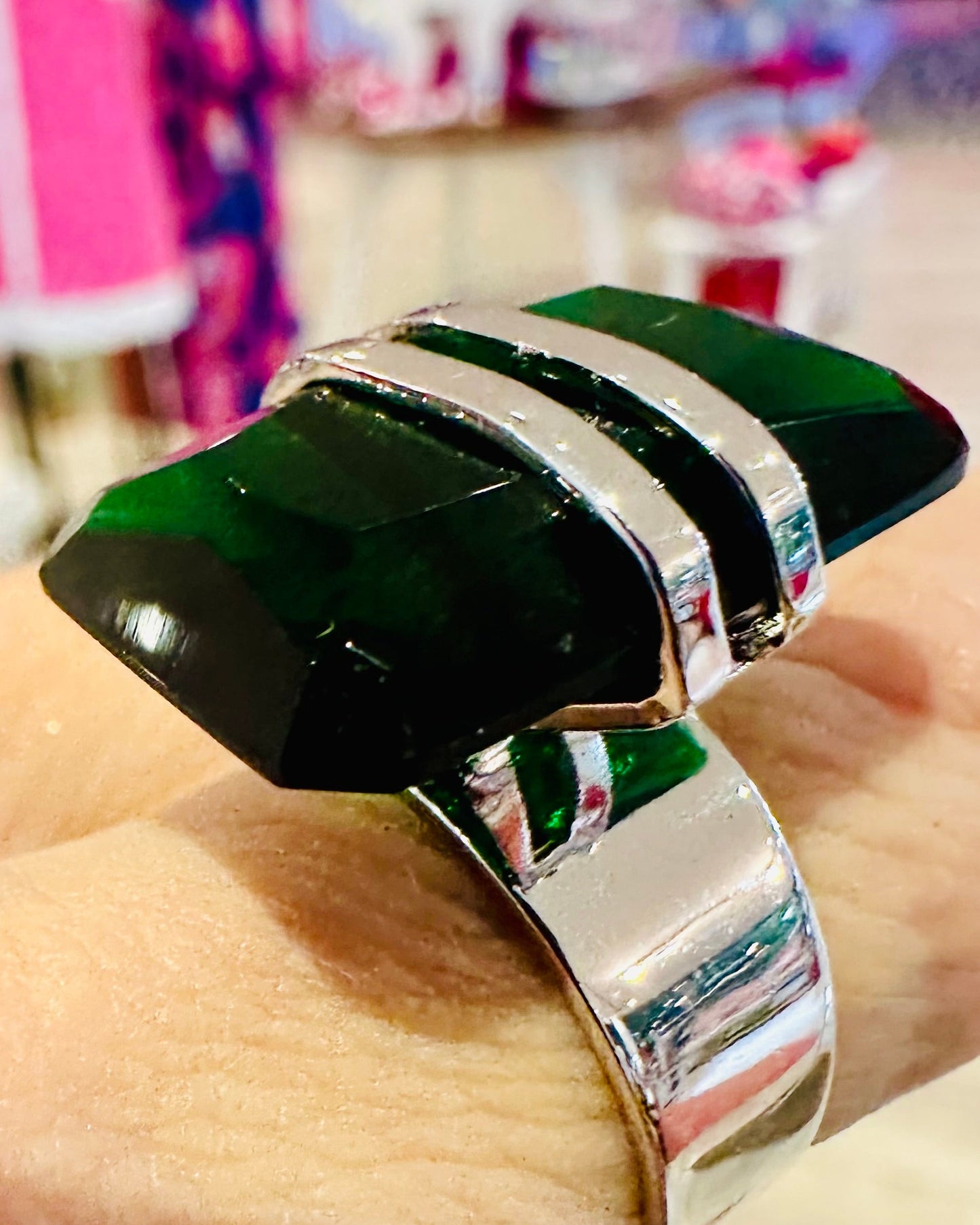Vintage Emerald Tone Modern Statement Ring