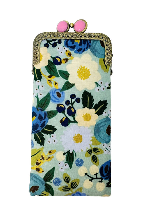 Kiki & Syds Eyeglass Case - Rosie Posie - Lite Pink
