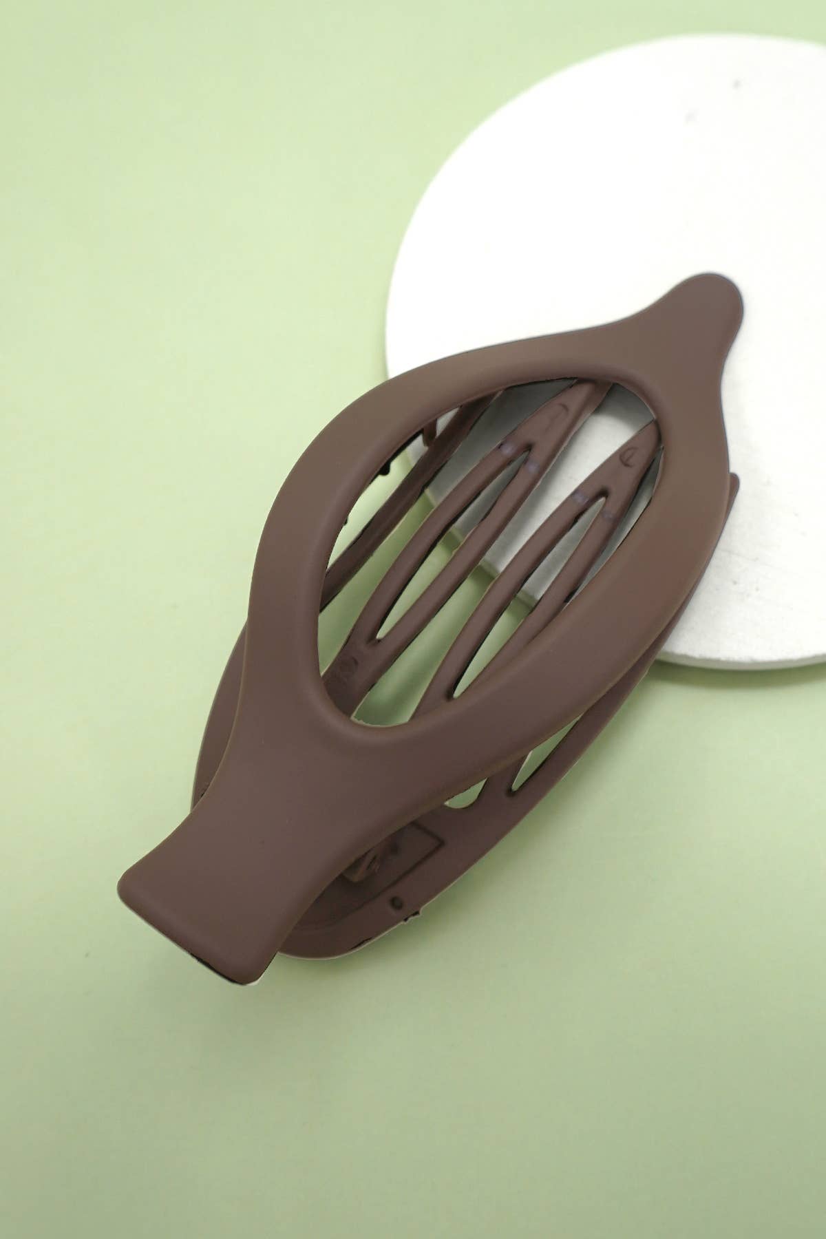 Oval Lay Down Claw Clip