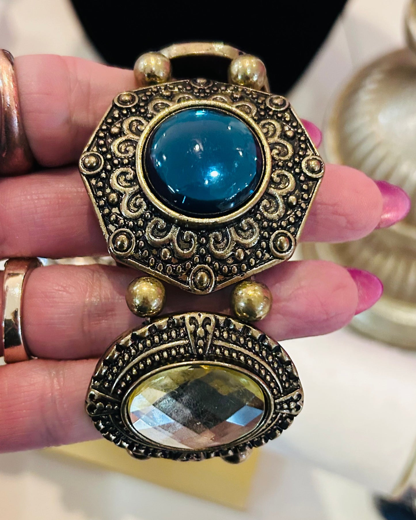 Vintage Etruscan Antiqued Gold Panel Stretch Bracelet