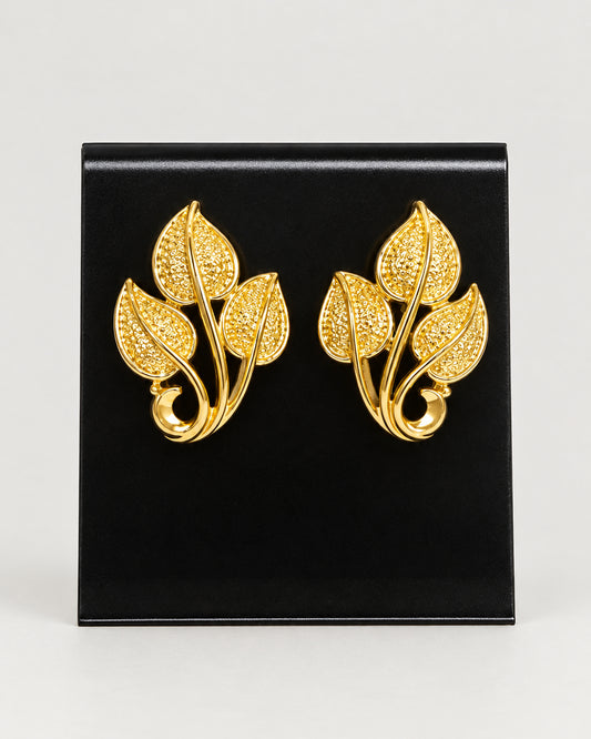 The Providence Vintage Leaf Cluster Clip Earrings