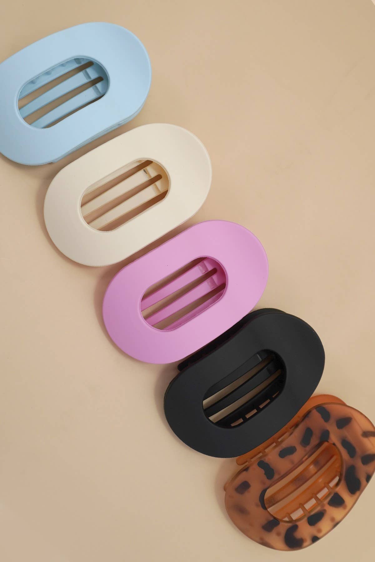Jumbo Lay Flat Oval Hair Claw Clips