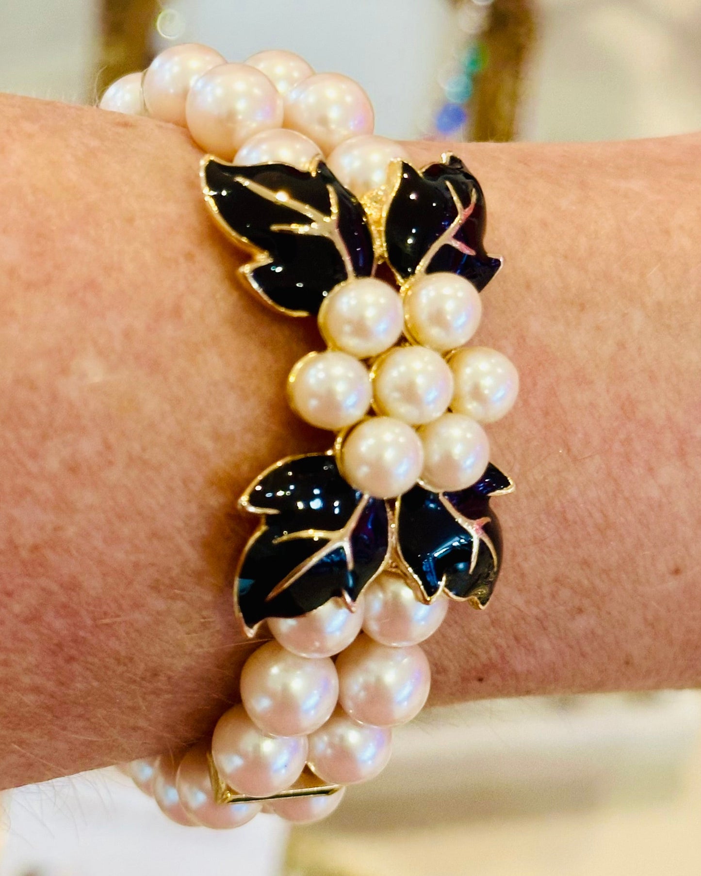 Vintage Black Enamel Floral Double-Strand Pearl Bracelet