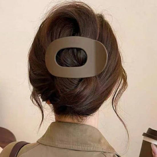 Jumbo Lay Flat Oval Hair Claw Clips