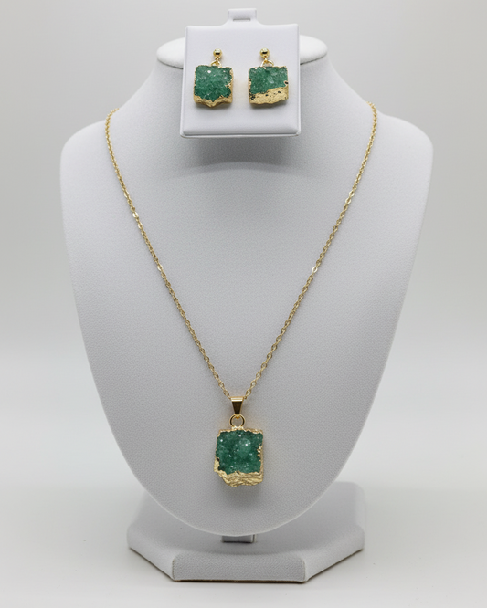 Vintage Raw Emerald Druzy Geode Set – Necklace & Stud Earrings