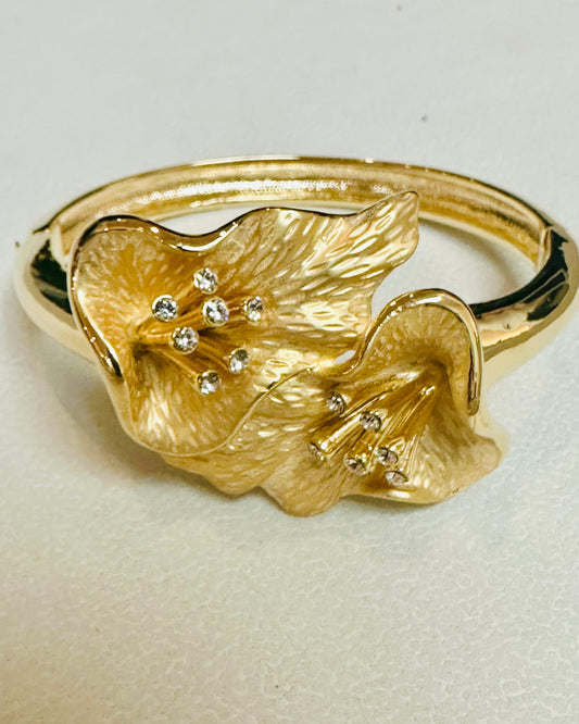 Vintage Golden Calla Lily Sculptural Hinged Clamper Bracelet