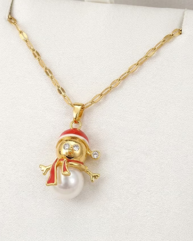 The Frosty Pearl Snowman Pendant Necklace