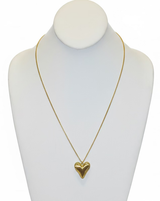 Vintage Sculptural Hammered Gold Heart Pendant Necklace