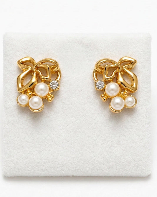 Vintage 1980s Marvella Gold-Tone Bow & Pearl Grape Cluster Clip Earrings