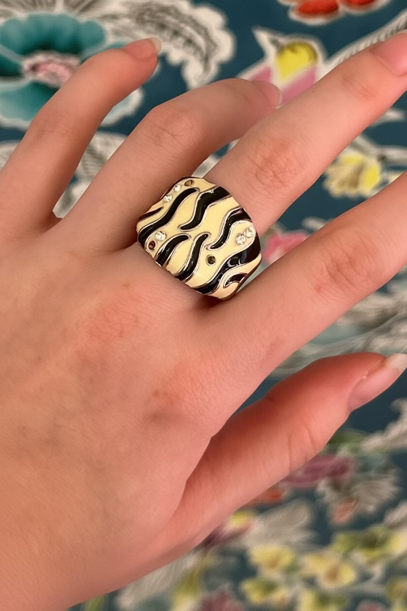 Walk on the Wild Side Ring