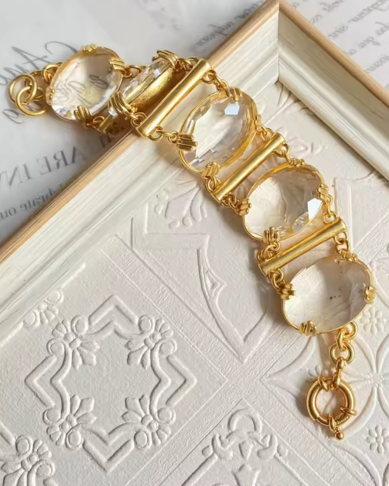 Vintage Court Style Translucent Stone Bracelet
