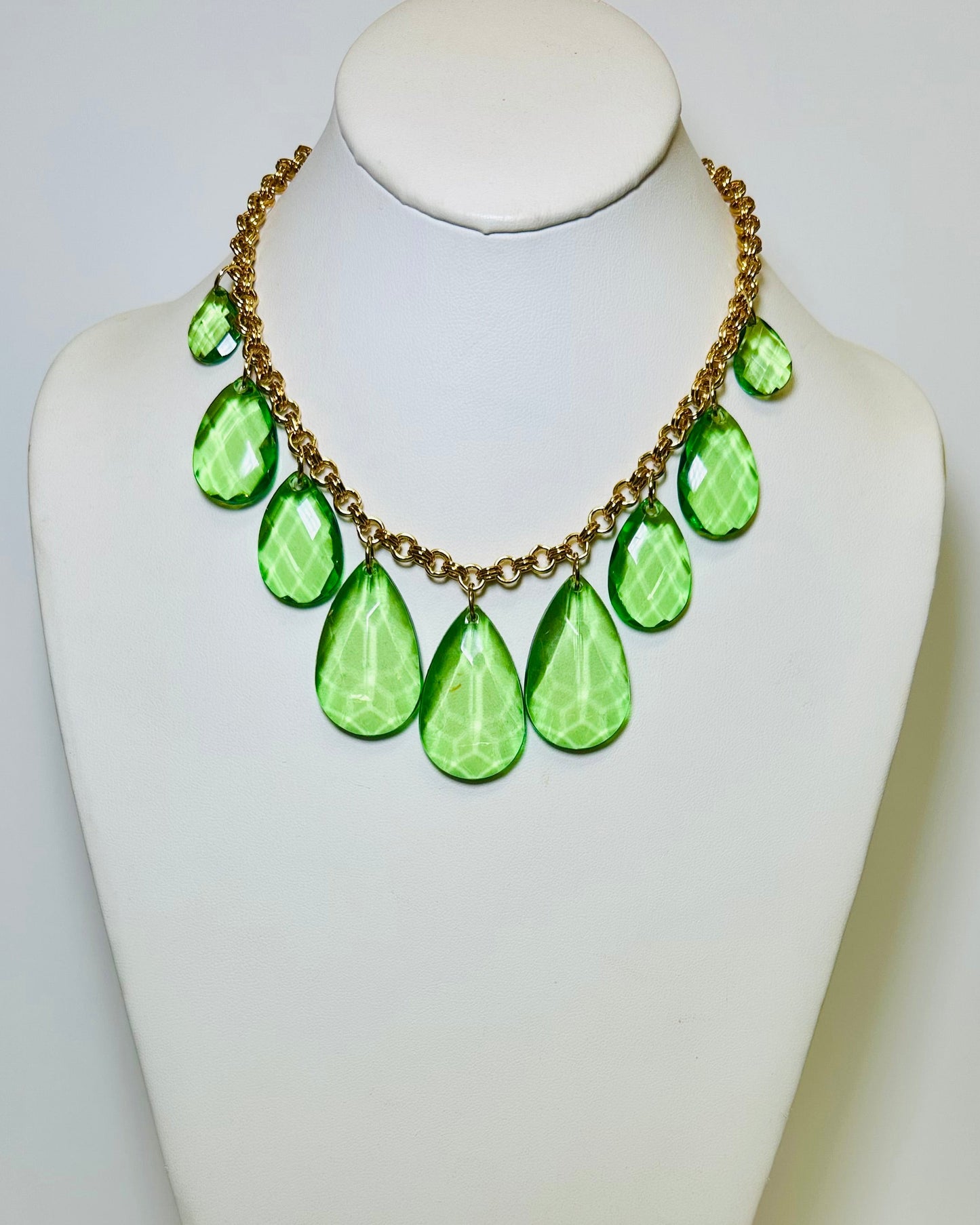 Joan Rivers Classics: 1990s Chartreuse Droplet Necklace