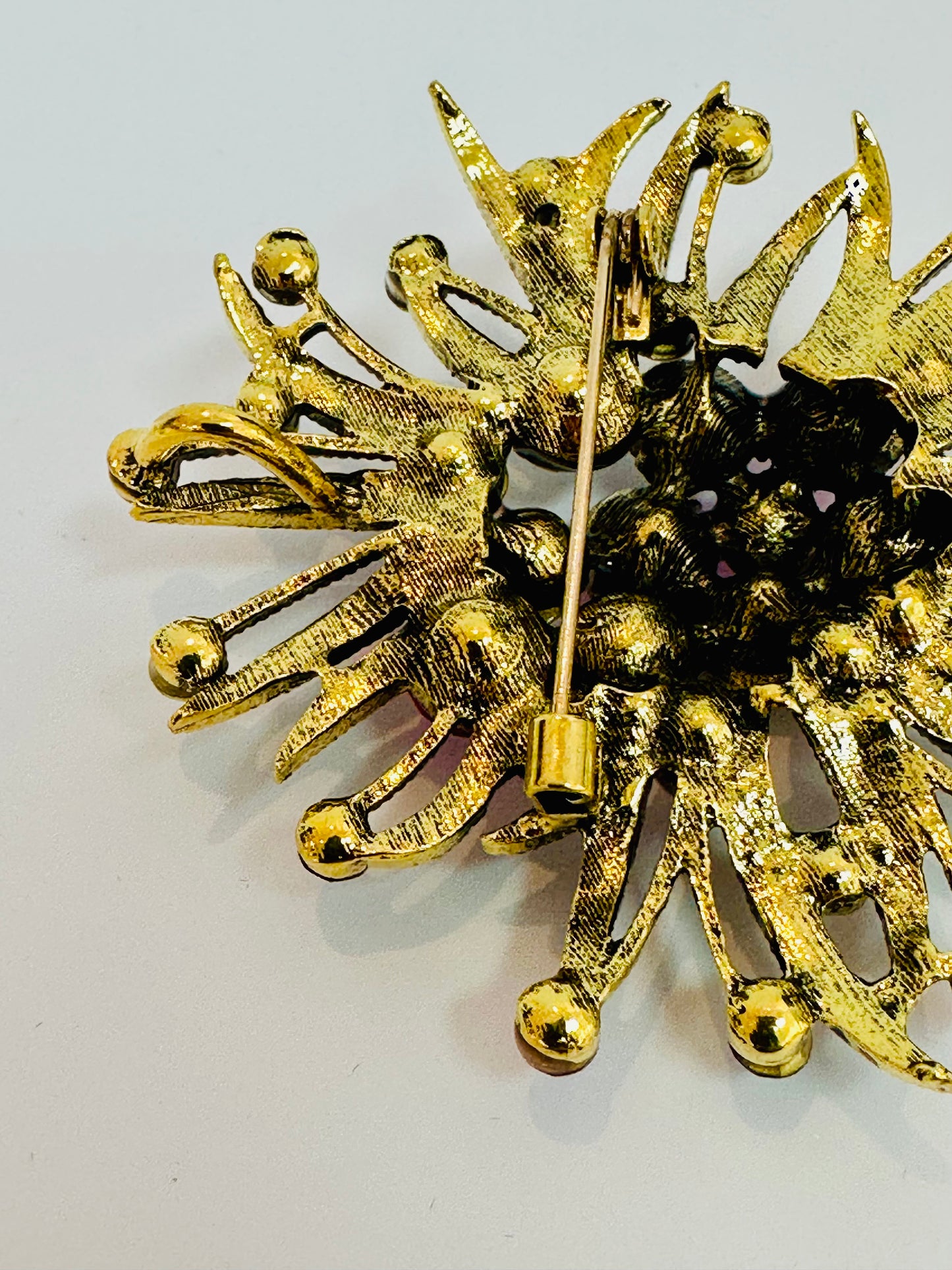 Vintage Starburst Flower Brooch