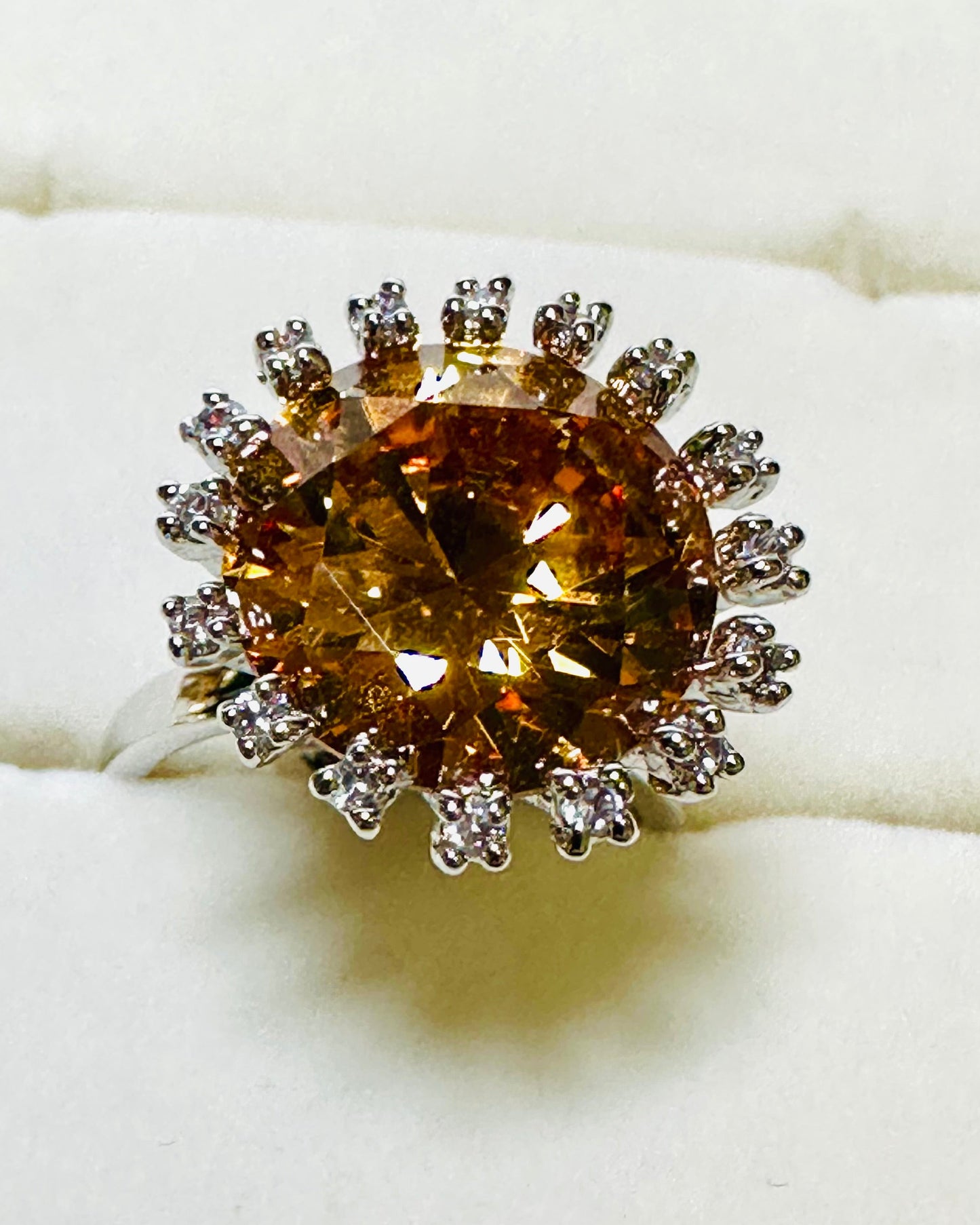 Vintage Deadstock Champagne CZ Sunburst Halo Ring