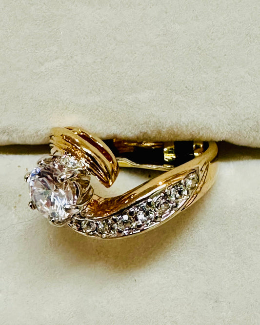 Vintage Dynasty Swirl Ring