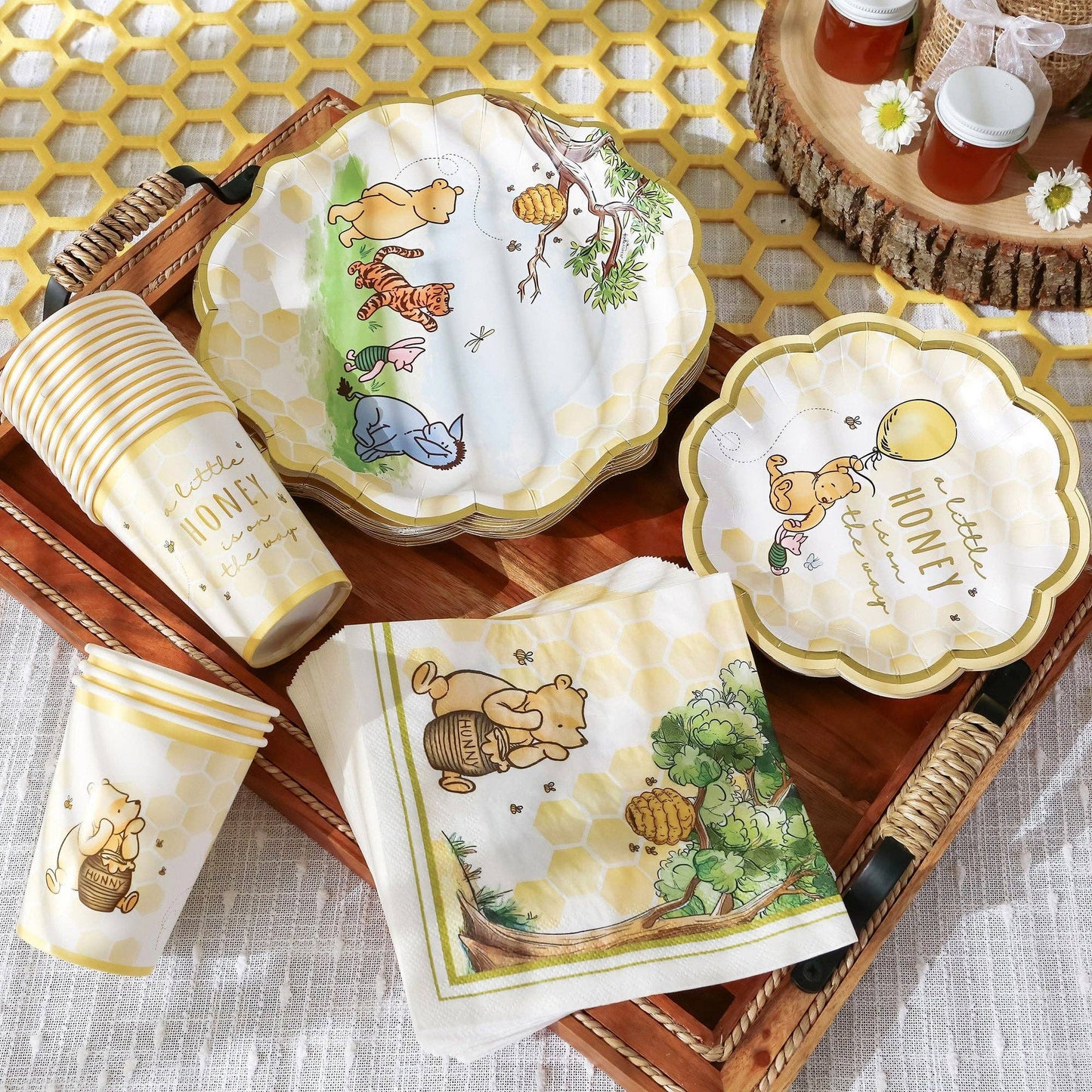 Honey Bear 16 Guests Piece Party Tableware Set