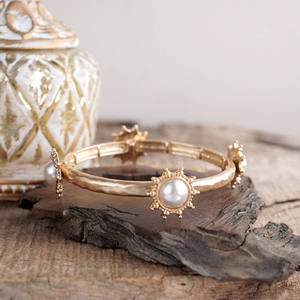 Suncrest Glow Hammered Charm Bangle- Turquoise & Pearl