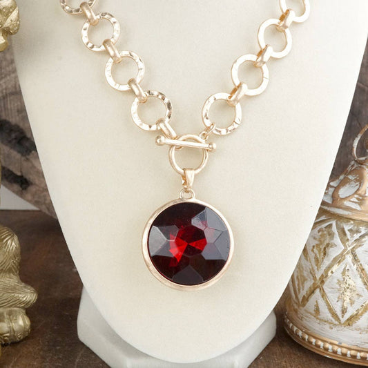 Gilded Radiance – Chunky Ring Chain Necklace with Sparkly Crystal