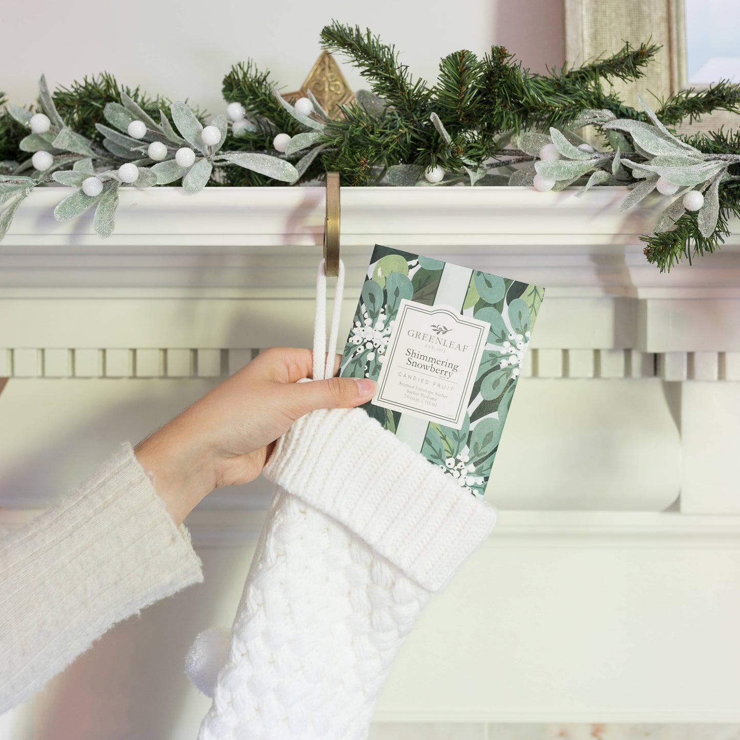 Shimmering Snowberry Large Sachet