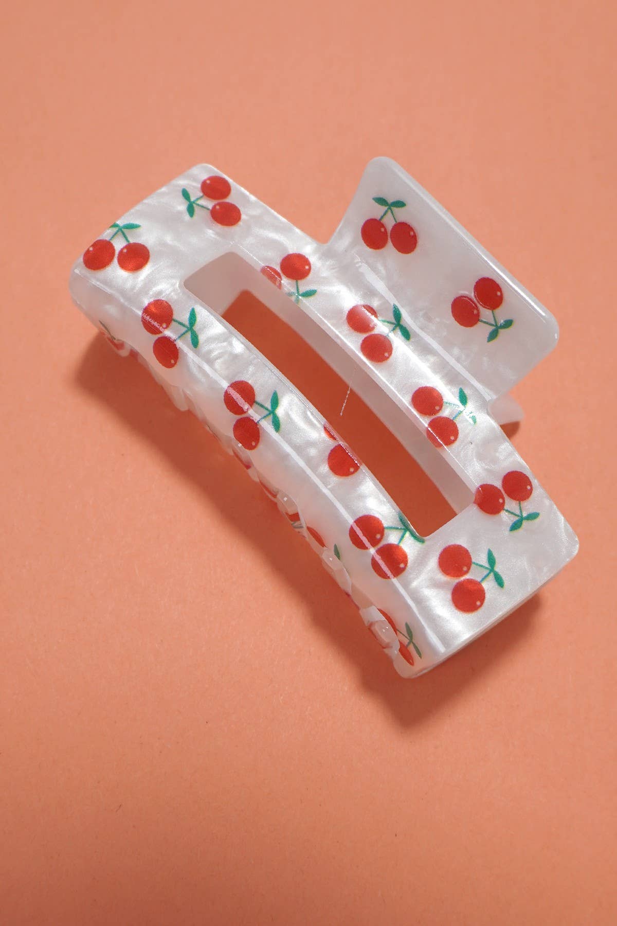 Jumbo Cherry Claw Hair Clip