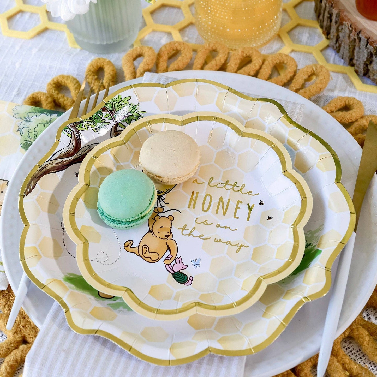 Honey Bear 16 Guests Piece Party Tableware Set