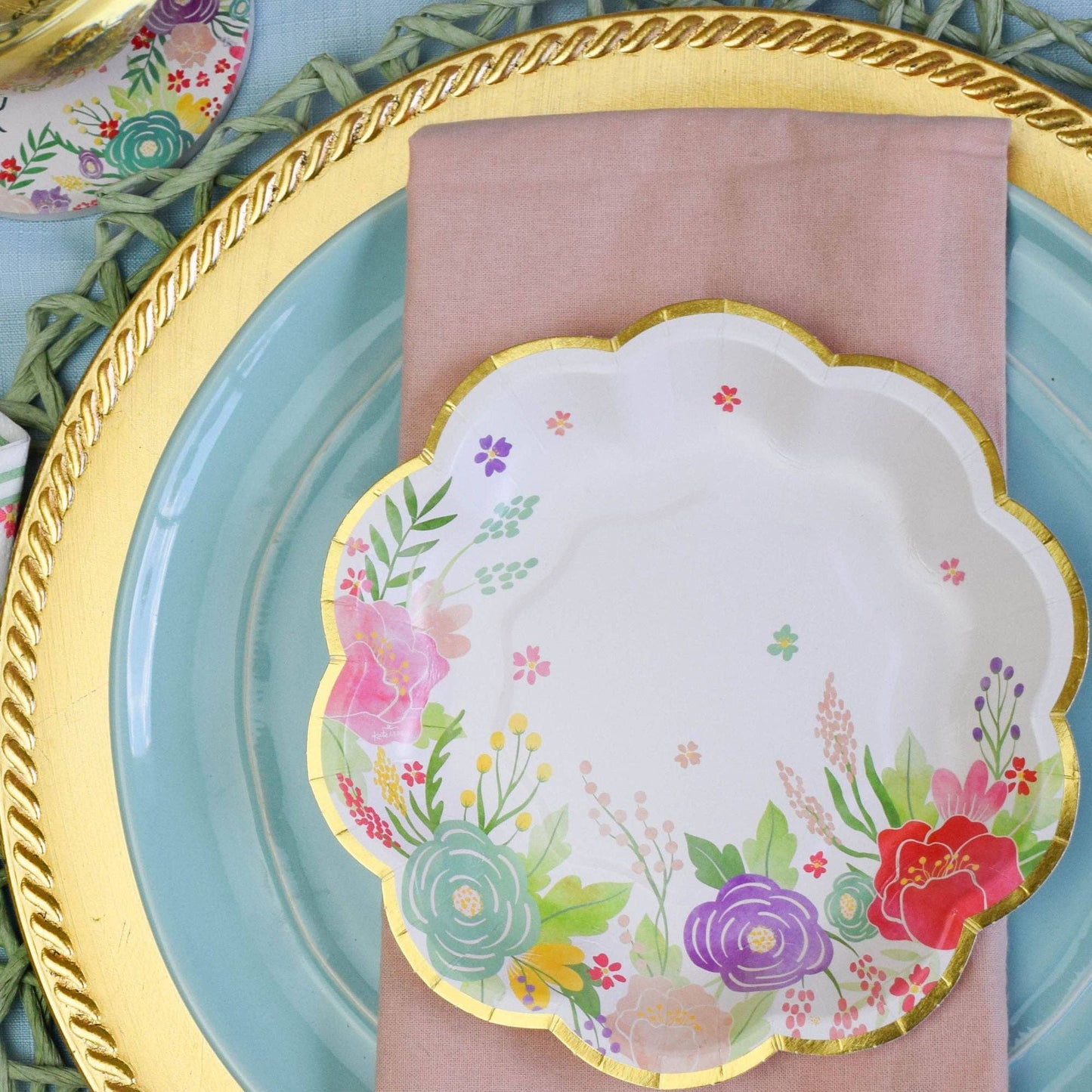 Garden Blooms 16 Guests Party Tableware Set